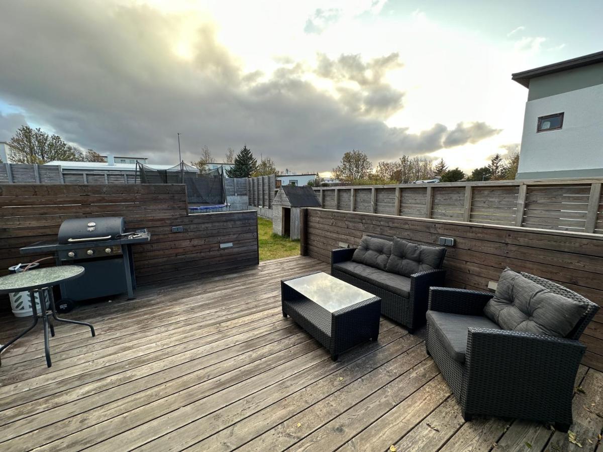 Spacious And Family Friendly Apartment In Kopavogur Ρέυκιαβικ Εξωτερικό φωτογραφία