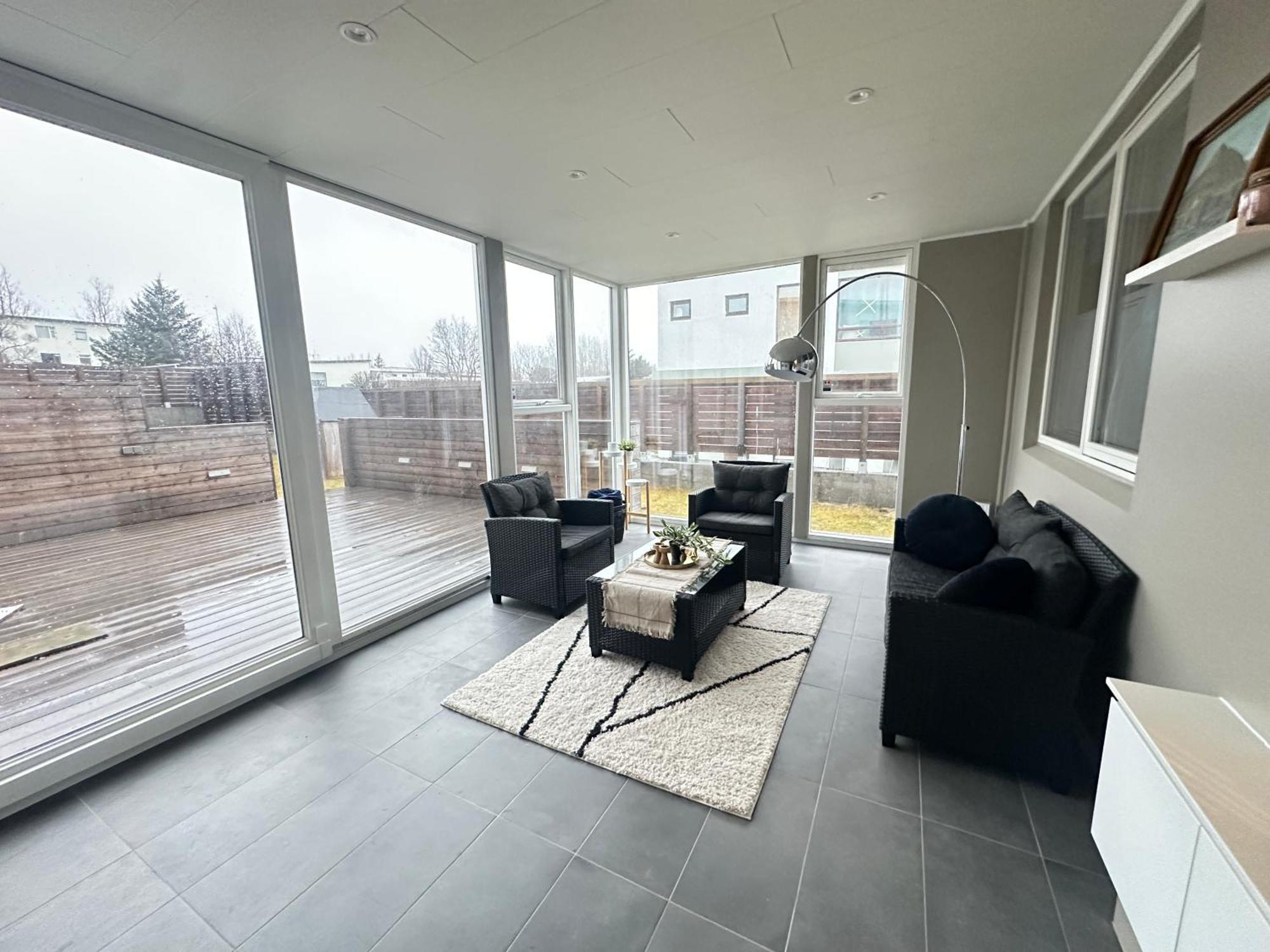 Spacious And Family Friendly Apartment In Kopavogur Ρέυκιαβικ Εξωτερικό φωτογραφία